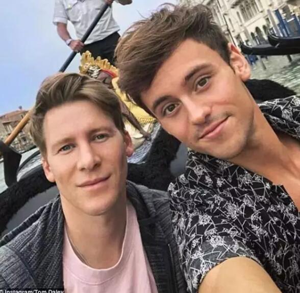 24岁的人生赢家，家庭事业颜值身材全都有 - 51虹马