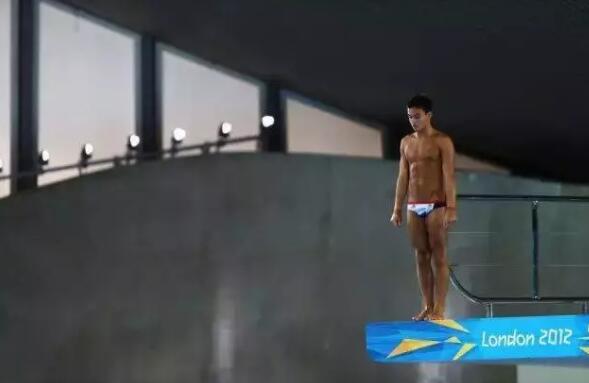 24岁的人生赢家，家庭事业颜值身材全都有 - 51虹马