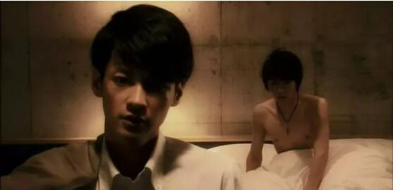 高中禁断BF，多年后偶遇又啪！ - 51虹马