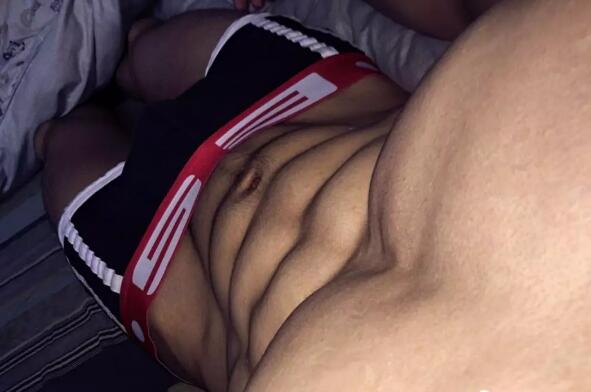 东北电大小哥为了涨粉，脱成这样！ - 51虹马