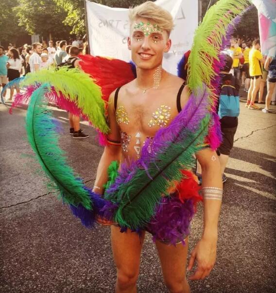 为何落后的国家，也在六月飘满了彩虹？ - 51虹马