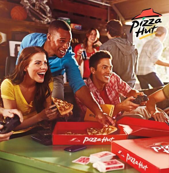 亚裔模特边走边脱，颜值不逊欧美却有个大短板？ - 51虹马