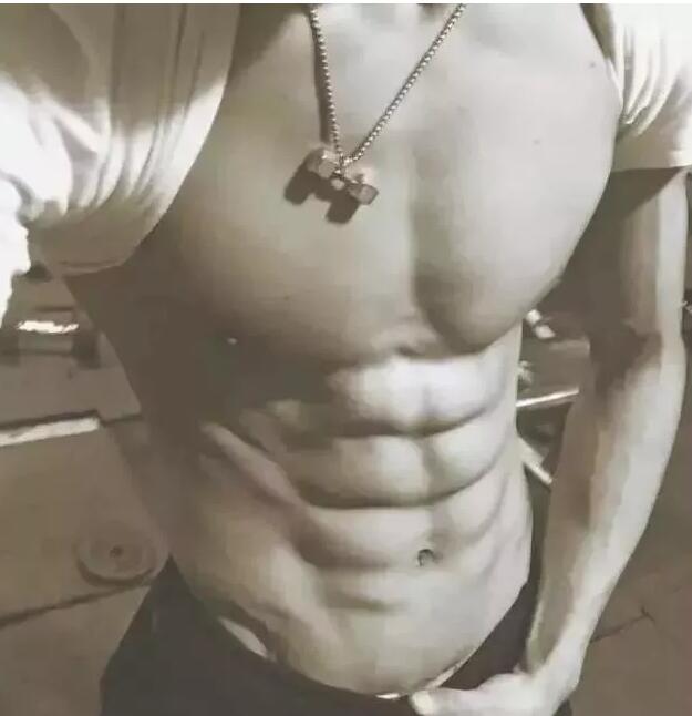 他的赤裸，我宽衣以待 - 51虹马