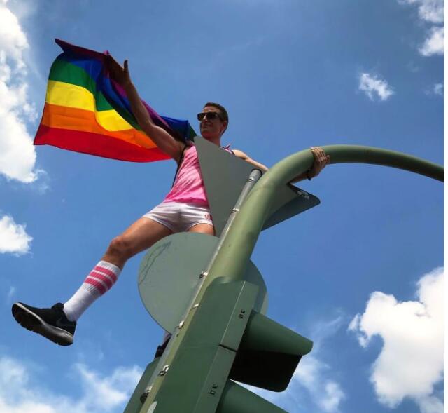 国外同志资讯：数十万人在柏林参加CSD骄傲节等 - 51虹马