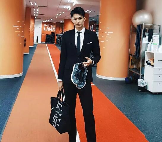 又长又凸又快的男人，原来说的就是这个国家队的田径小哥 - 51虹马