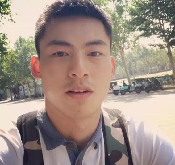 曾那么丑的彪学长找了个清华的小奶狗男友，励志吗 - 51虹马