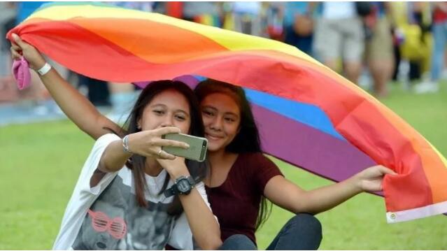 泰国政府今年9月前再推同性伴侣法案 - 51虹马