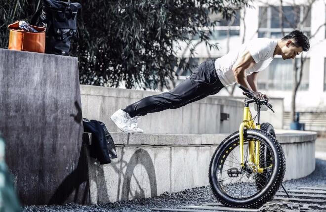 直播圈新晋大篪度天菜，业界第一好评大胸筋肉小狼狗!! - 51虹马