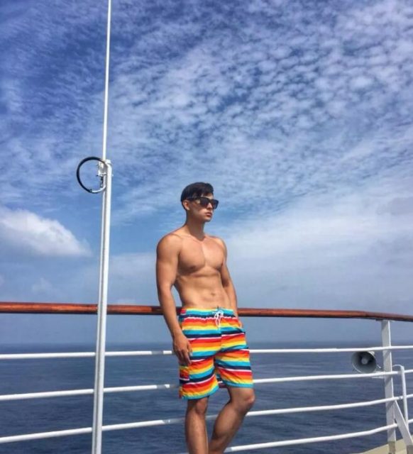 直播圈新晋大篪度天菜，业界第一好评大胸筋肉小狼狗!! - 51虹马