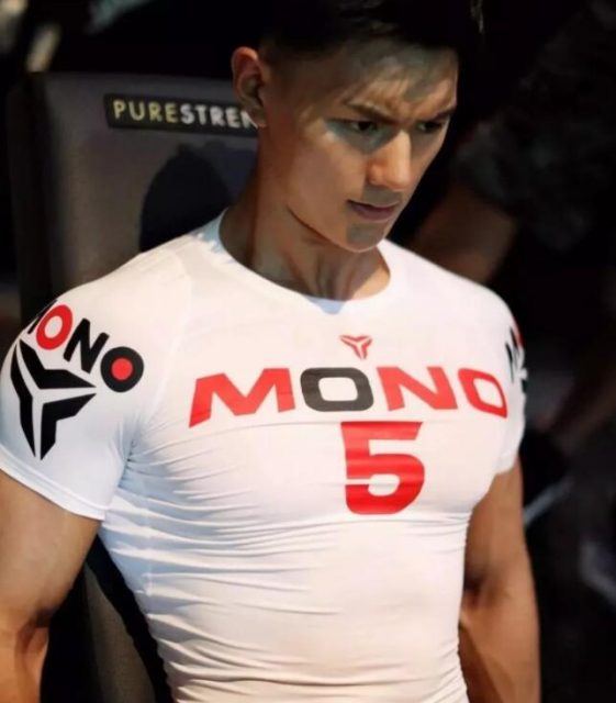 看点∣童颜巨肌长腿小野兽前^后^翘，他的sexxxy已经不允许他再这么低调了！ - 51虹马