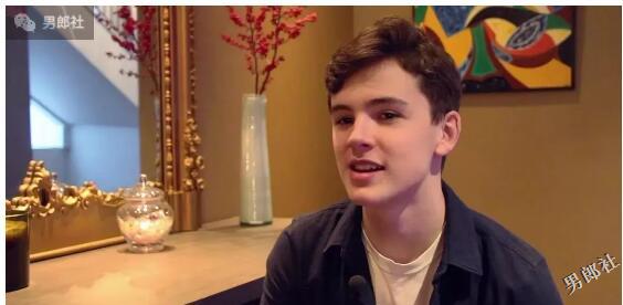 最新都市暗夜诗腐剧《白夜》空少孤独过夜搭讪屌丝快递员 - 51虹马