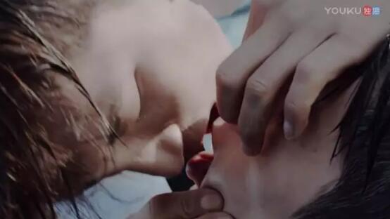 第一腐剧 | 《S.C.I.谜案集》两个警察之间的爱-51虹马