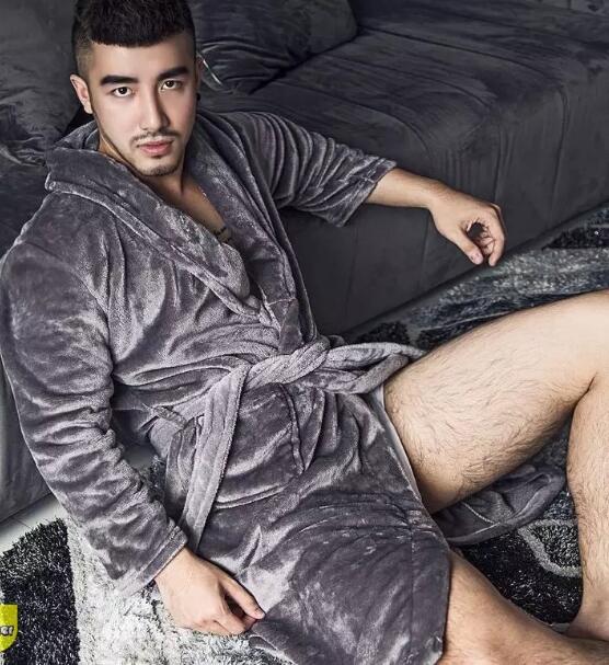 筋肉男模翘臀照被指P图，假照纷纷被扒皮看好戏！ - 51虹马