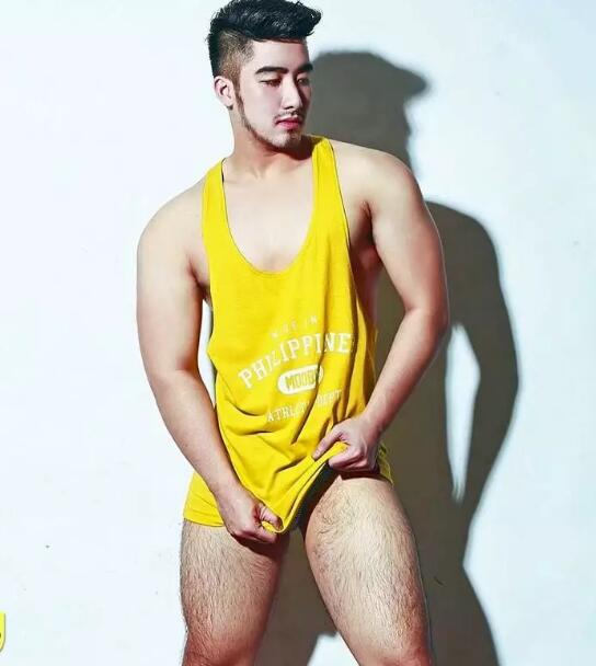 筋肉男模翘臀照被指P图，假照纷纷被扒皮看好戏！ - 51虹马