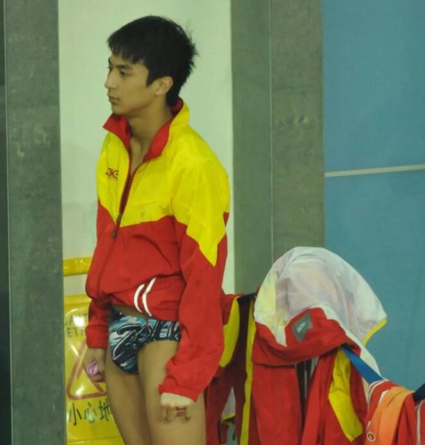 跳水运动员的泳裤越来越小了？不信你看！ - 51虹马