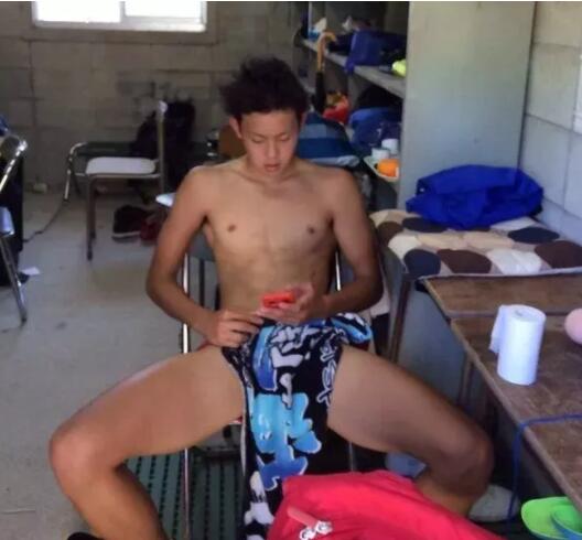 岛国基片HR ，一年撸一万多部基V的体验！！ - 51虹马