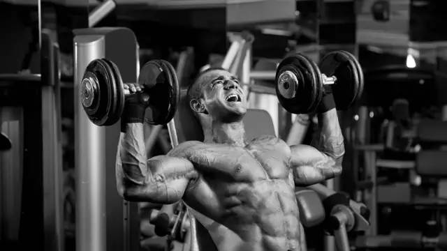 运动增肌时最容易忽视的“致命”错误！ - 51虹马