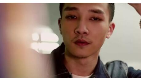 【大陆/短剧】肌肉男毕业后邂逅短发型男,约回家竟然被父母抓现行 - 51虹马 【大陆/短剧】肌肉男毕业后邂逅短发型男,约回家竟然被父母抓现行 - 51虹马