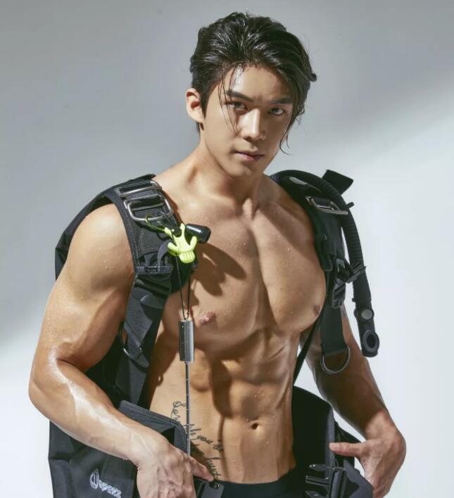 视频外泄，拿下冠军，肉鸡排队上的工作室，真的没有毒吗？ - 51虹马