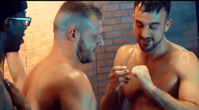 基薇男优夫夫在拍片现场求婚?!画面太美不敢看… - 51虹马 基薇男优夫夫在拍片现场求婚?!画面太美不敢看… - 51虹马