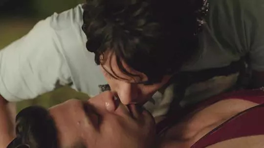 帅哥X校草  看学霸如何掰弯“撩妹高手”校草 今日推荐耽美版《罗密欧与朱丽叶》 - 51虹马