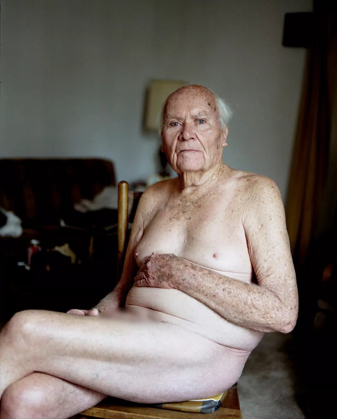 专访国际摄影师沈玮：不用试着融入男同志的性感框架，要展现属于自己的气场 - 51虹马