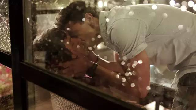 帅哥X校草  看学霸如何掰弯“撩妹高手”校草 今日推荐耽美版《罗密欧与朱丽叶》-51虹马