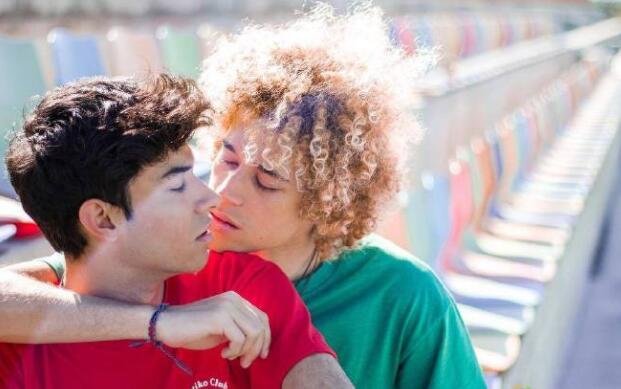 今日同志资讯汇总：22岁CEO和他的模特男友等-51虹马