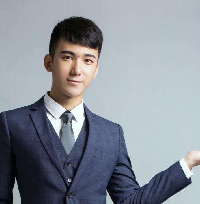 看点∣胸肌Ru钉小鲜肉自曝小“癖好”，一身嫩肉的高颜小野猫？ - 51虹马