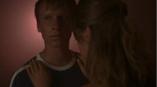 体育生X直男 深柜中的觉醒 今日推荐《夏日风暴》 - 51虹马