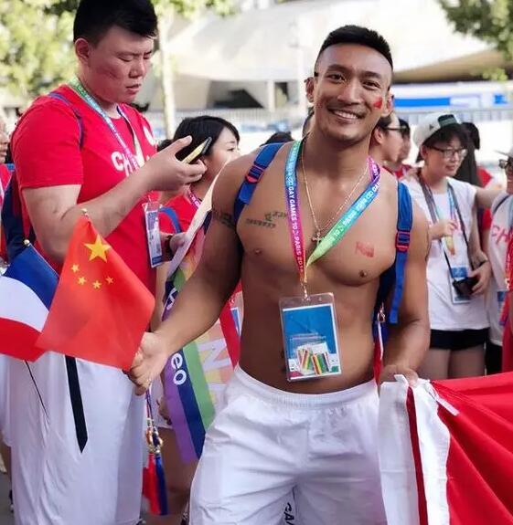 gogoboy参加世界同志运动会 惹争议：好好跳你的脱衣舞？ - 51虹马