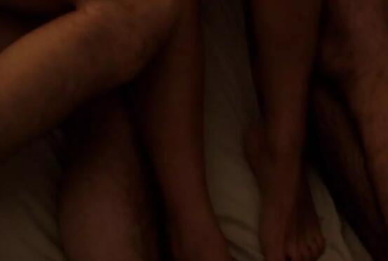 直男和弯男做室友。。。然后。。。 - 51虹马