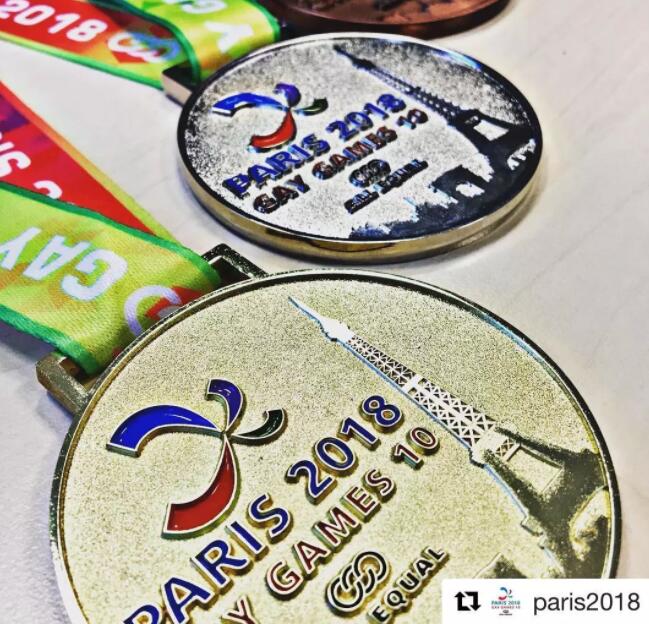 巴黎世同会开幕 "中国代表队"擎国旗入场 - 51虹马