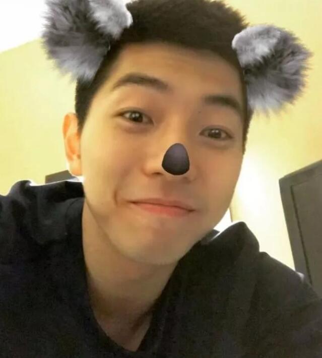 曾与宁泽涛同住的公狗腰男，紧身泳裤亮点十足 - 51虹马