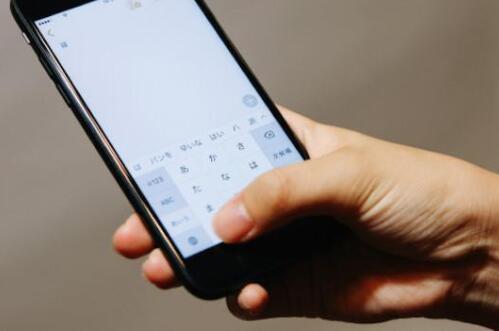 今日同志资讯汇总：同性伴侣指责航空公司歧视等 - 51虹马