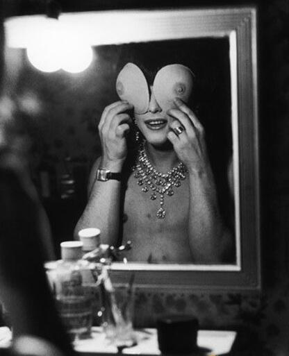 今日同志资讯汇总：同性伴侣指责航空公司歧视等 - 51虹马