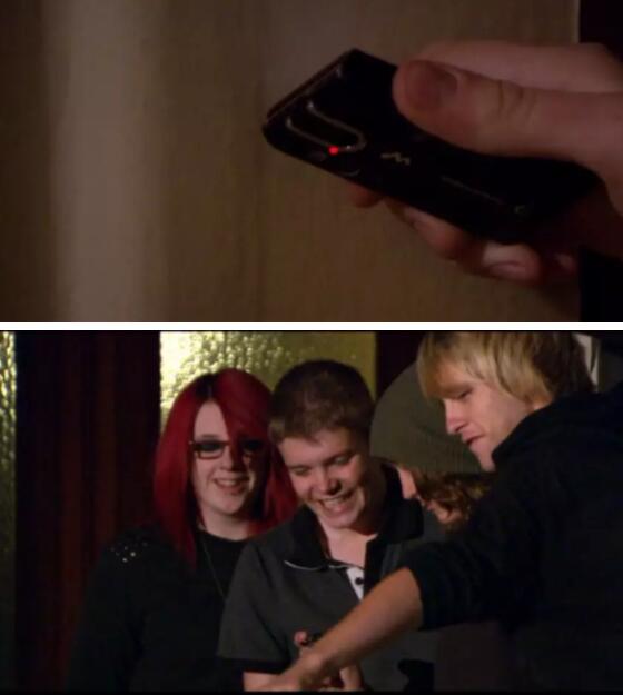 直男被弯男抓住把柄后。。。嘿嘿嘿 - 51虹马