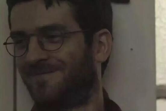 两个男人之间的爱欲让人各种浮想联翩，竟然把暧昧拍的这么让人心痒痒 - 51虹马