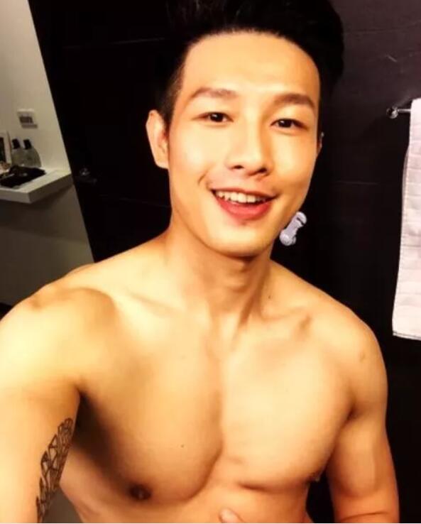 台湾名媛被曝塞大茄子,这尺度一般人不可以…… - 51虹马 台湾名媛被曝塞大茄子,这尺度一般人不可以…… - 51虹马