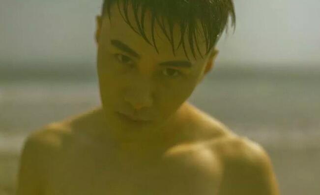 硬盘小王子沿海竟和毛小星一起拍视频！嗅到了奸情的味道..... - 51虹马