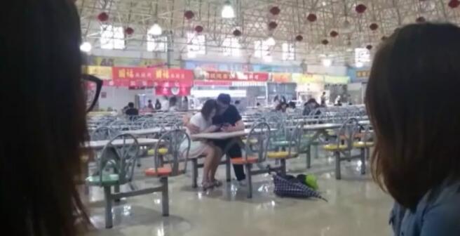 一部福剧 两部微电影 有帅哥哦 - 51虹马