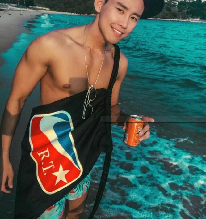 “宁泽涛”兼职泳池模特性感到炸裂！盯档猫都说他实力不俗！！ - 51虹马