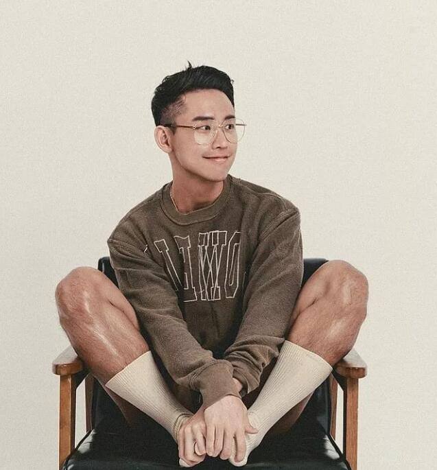 “宁泽涛”兼职泳池模特性感到炸裂!盯档猫都说他实力不俗!! - 51虹马 “宁泽涛”兼职泳池模特性感到炸裂!盯档猫都说他实力不俗!! - 51虹马