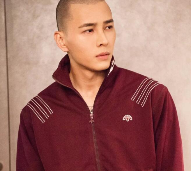 帅哥∣《延禧攻略》中的帅气王爷，可是一个有健硕肌肉的运动Boy！－－洪尧 - 51虹马