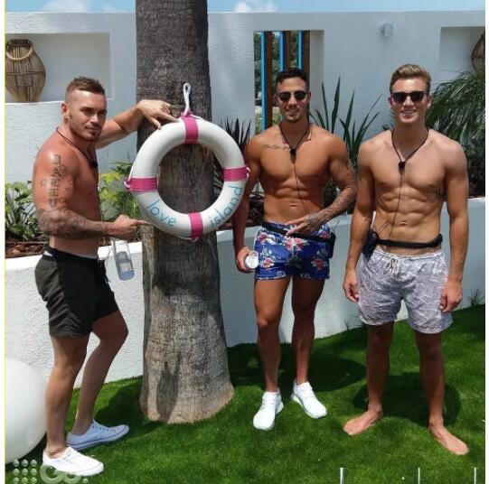 肌肉电工自爆：醉酒后与足球队员发生关系 - 51虹马