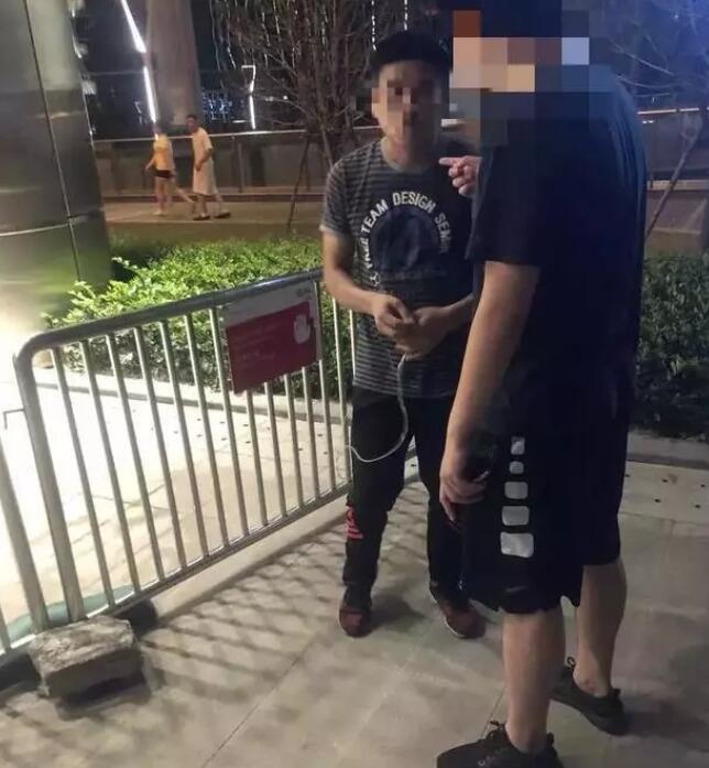 男子江边夜跑先后遭变态男两次摸屁股！ - 51虹马