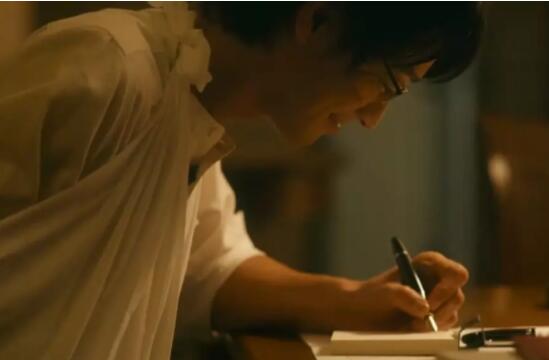 《老司机的爱情故事》又名《情色小说家》看老司机如何掰弯直男鲜肉。。。 - 51虹马