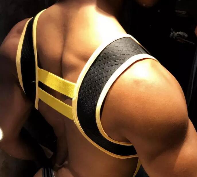 几年过去，他还是稳坐国内第一翘臀网红宝座 - 51虹马