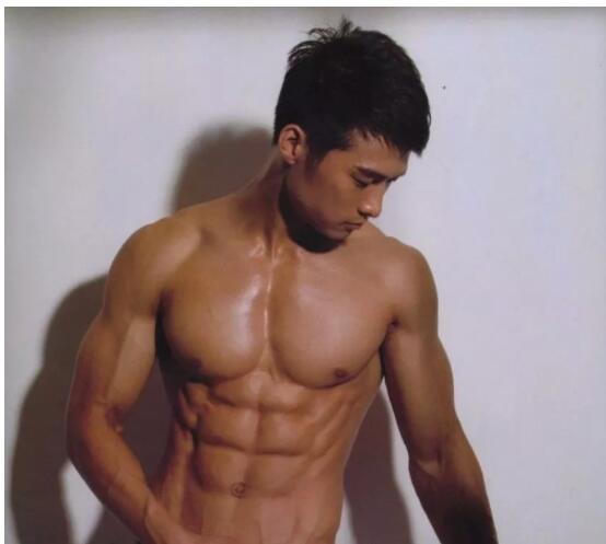 健身男神金宪奎 昔日视频再引发收藏热潮 - 51虹马