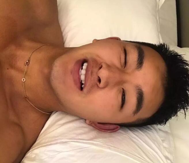 看点∣高颜值鲜肉男模筋肉爆棚，涩影师最宠爱的肌肉身材！ - 51虹马